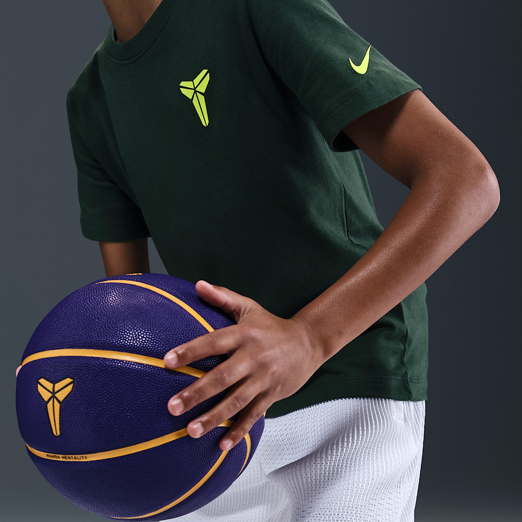 Kobe Big Kids' (Boys') Pleated Basketball Shorts