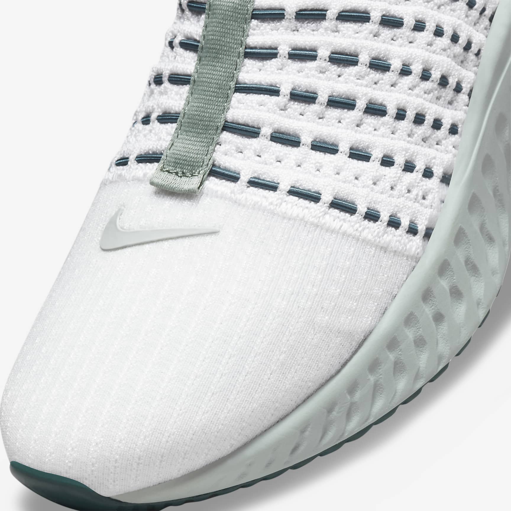 Nike React Phantom Run Flyknit 2 Women's Road Running Shoes