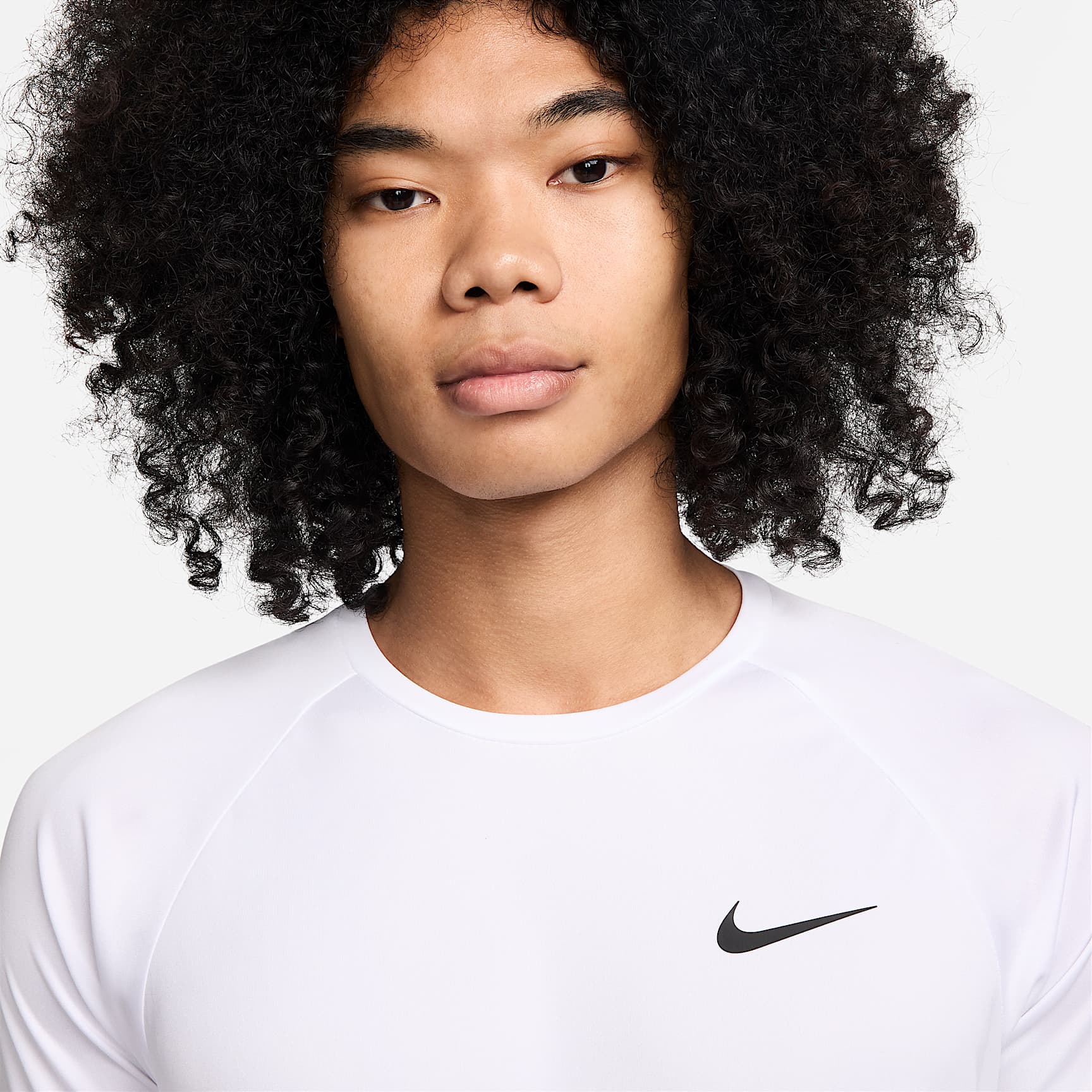 Nike Essential Men's Short-Sleeve Hydroguard Swim Shirt