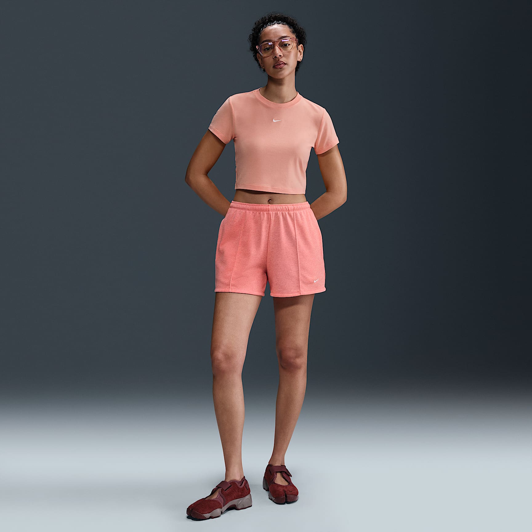 Nike Sportswear Chill Knit Women's Cropped T-Shirt